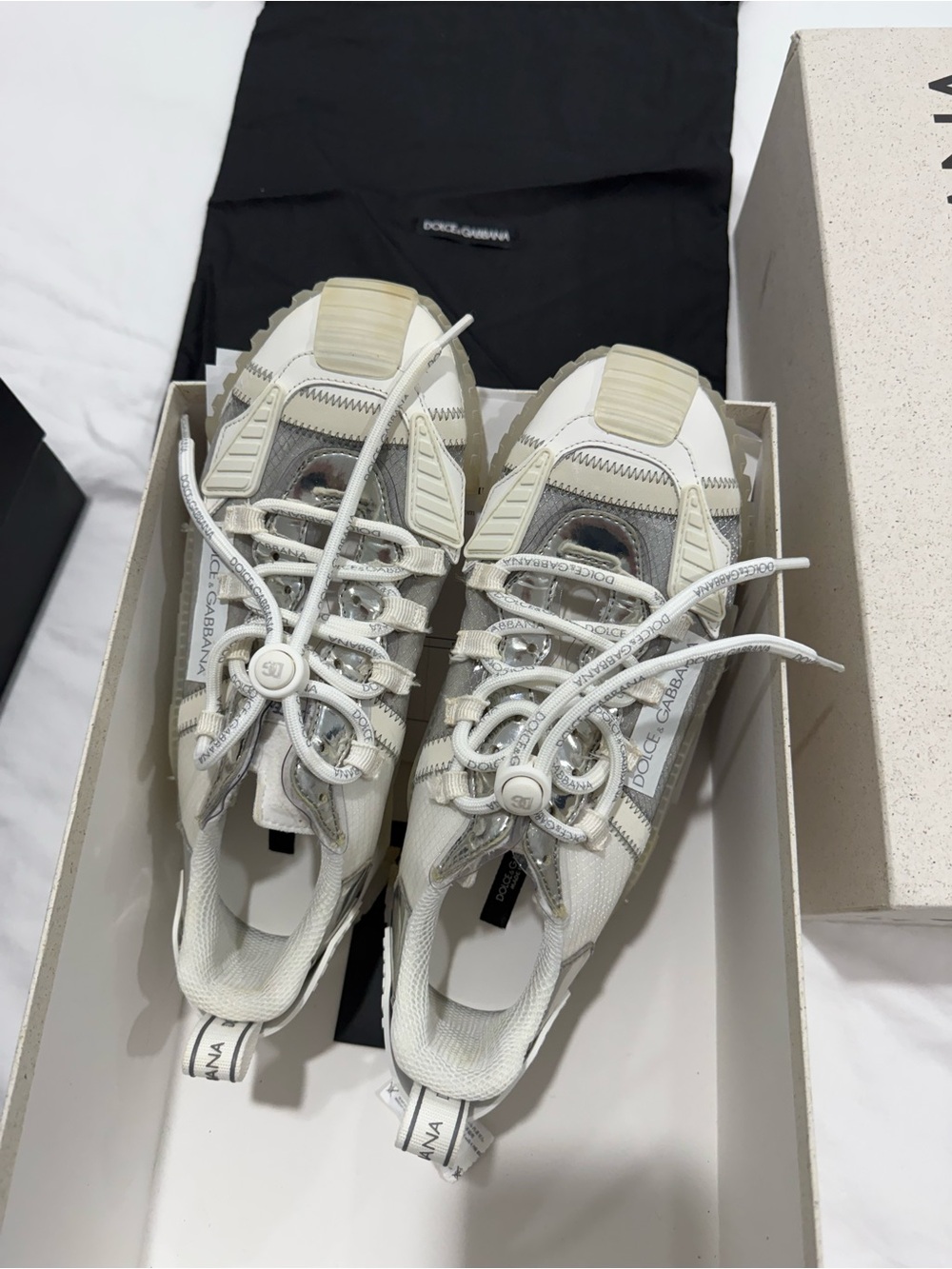 Dolce & Gabbana Cream and White Logo Runner Sneakers